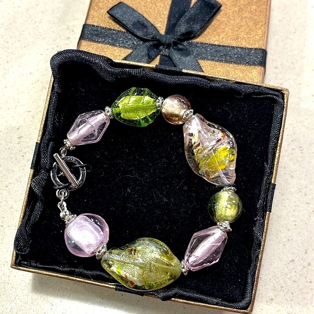 Brand New The Artesian Collection Handcrafted Art Glass Bracelet Beaded European